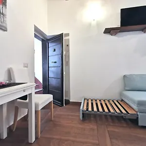 https://romantica-navona-rome.it-romehotels.com