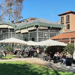 https://bacanal-apartment.hotelslidodijesolo.com