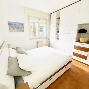 luminoso-versilia-vicino-al-mare.it-tuscanyhotel.com/